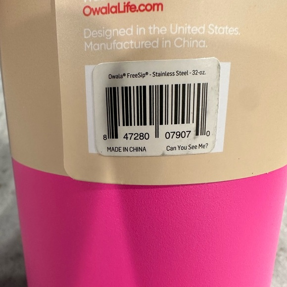 Owala FreeSip 32oz. in Can you see me? Limited Edition. - Picture 6 of 6